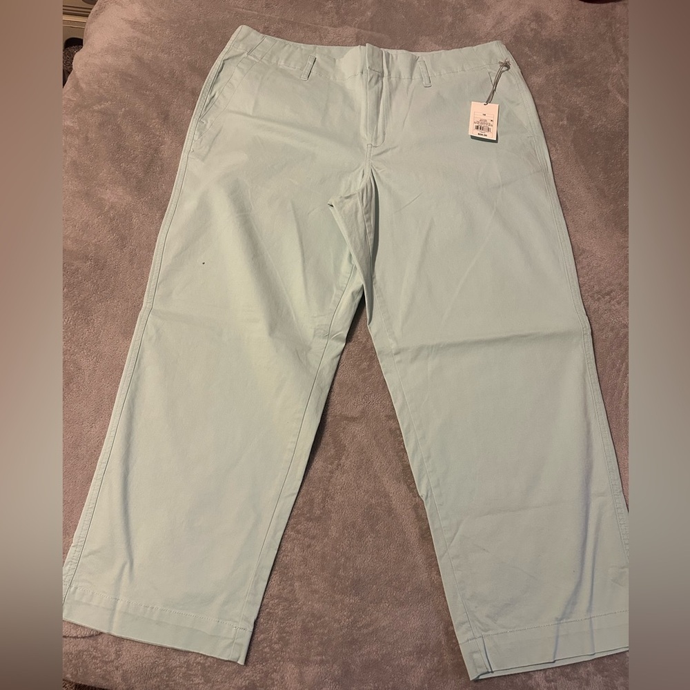 Women’s Light Green Pants